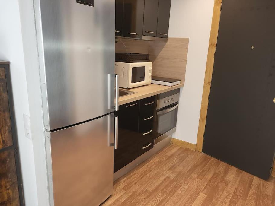 Superbe Apartement En Residence Avec Piscine Ρόζες Εξωτερικό φωτογραφία