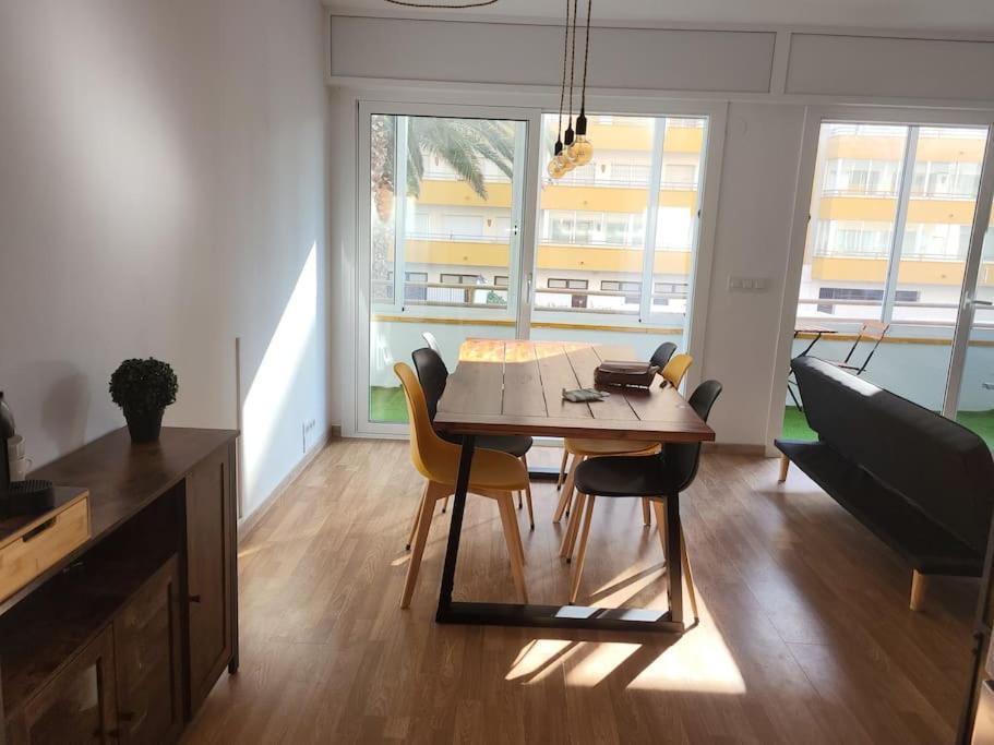 Superbe Apartement En Residence Avec Piscine Ρόζες Εξωτερικό φωτογραφία